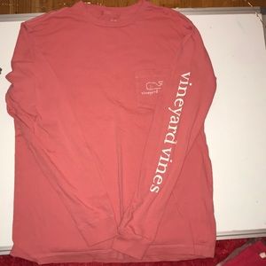 Vineyard Vines salmon crew neck front pocket T